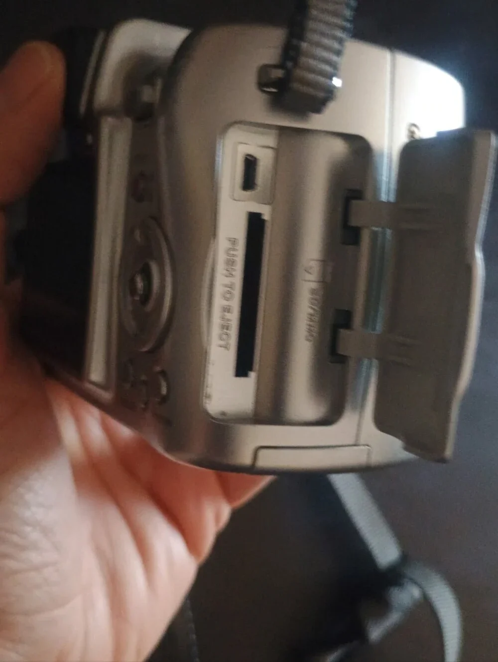 Kodak z710 compact